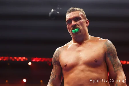 Jonni Fisher   Aleksandr Usikni mag'lub eta oladigan ikkita bokschini nomladi
