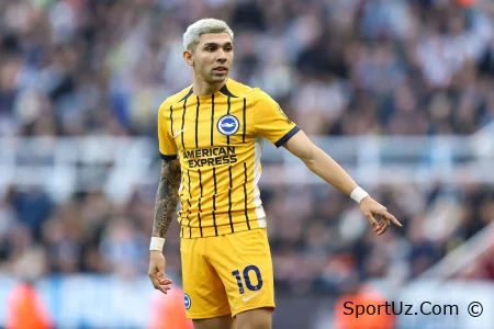 "Chelsi" "Brayton" bilan Xulio Ensiso — Skyr transferi bo'yicha kelishib oldi