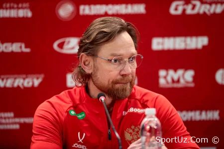 Karpin nima uchun chet elda o'ynaydigan futbolchilarni Rossiya terma jamoasiga chaqirganini aytdi