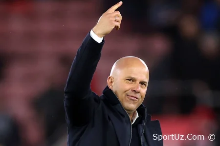 "Liverpul" bosh murabbiyi Arne Slot "Everton"bilan munosabatlar haqida gapirdi