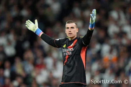 Andrey Lunin maydonga chiqmasdan "Real" va "Barselona" o'yinlarida qizil kartochka oldi
