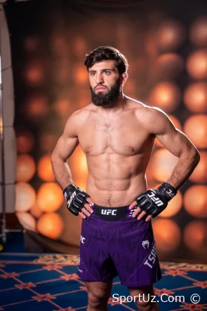 Den Xuker bilan jang oldidan Armand Tsarukyan hozirgi shaklini namoyish etdi