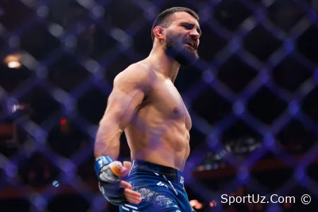 Maks Xollouey bilan Benoit Sen-Denis jang qilishni xohlayotganini aytdi