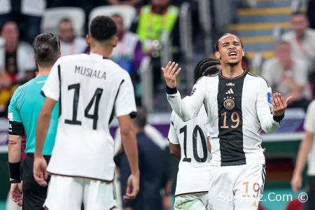 72 yil ichida Germaniya, Shveytsariya va Avstriya 3-marta  bitta jahon chempionatida  o'ynashadi