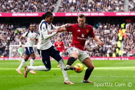 "Manchester Yunayted "APLning 11-turida"Tottenxem Hotspur" bilan o'tgan o'yinda mag'lubiyatdan qutulib qoldi.