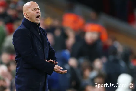 "U maqtovga loyiqdir." "Liverpul" ning sobiq o'yinchisi Arne Slotni qo'llab-quvvatladi