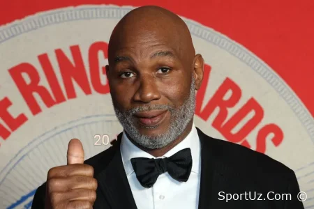 Lennoks Lyuis Tayson va Usik haqida gapirmasdan tarixdagi eng buyuk bokschilarning eng yaxshi 5 taligini qayd etdi