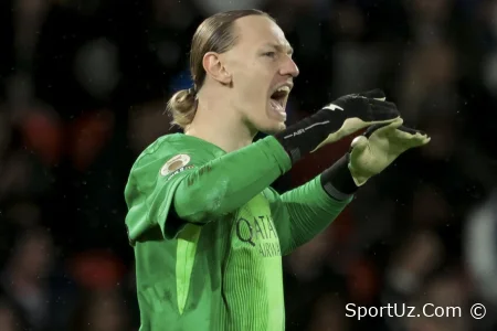 "U darajani ko'rsatdi." Enrike Safonovning"PSJ" ning so'nggi ikki o'yinidagi o'yinini yuqori baholadi