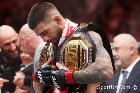 Topuriya ESPN tomonidan 30 yoshgacha bo'lgan eng yaxshi MMA jangchilari reytingida yetakchi hisoblanadi