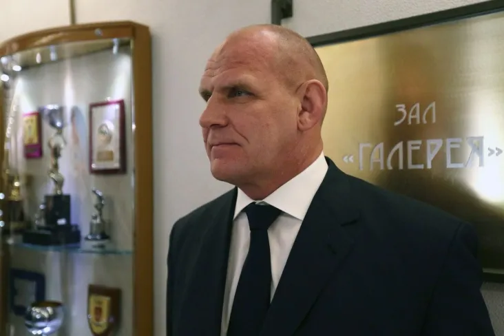 Afsonaviy Aleksandr Karelin Pyotr Yanning Dvalishvili bilan revanshdagi g'alabasiga munosabat bildirdi