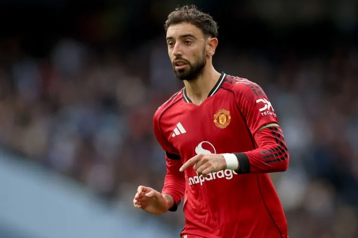 Rayan Giggz" Manchester Yunayted " ni Bruna Fernandesni saqlab qolishga undaydi