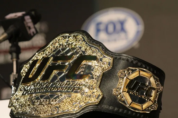 UFC 324 turnirining afishasi, unda Geti vaqtinchalik chempionlik uchun Pimblett bilan jang qiladi