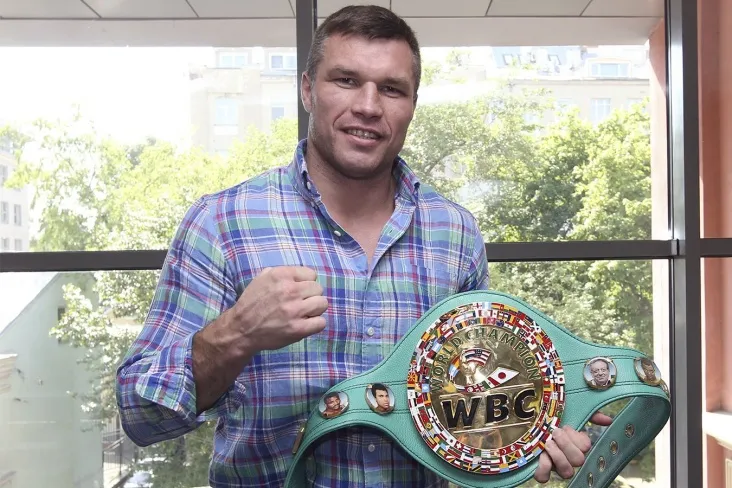 "Ringda qo'rqib ketgan cho'chqa kabi yugurdim." Drozd Jeyk Polning chiqishlarini baholadi