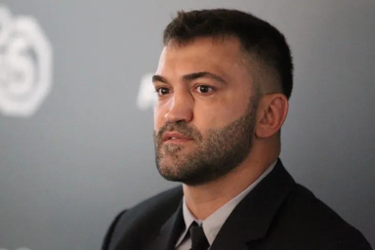 Andrey Orlovskiy Joshua va Polning jangidan oldin pranksterlar bilan janjallashdi