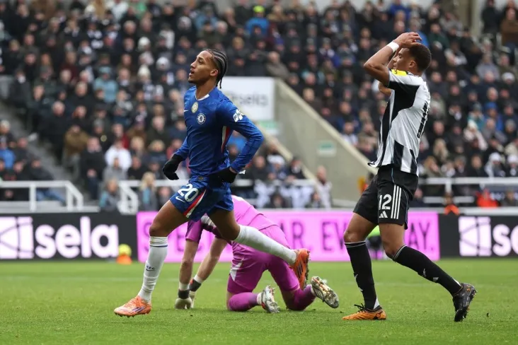 "Nyukasl" ikki mavsumdagi o'yinning dastlabki besh daqiqasida APLning gollar bo'yicha yetakchisi hisoblanadi