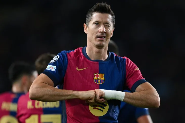 Robert Levandovski o'zining 500-o'yinini eng yaxshi 5 ligada o'tkazdi