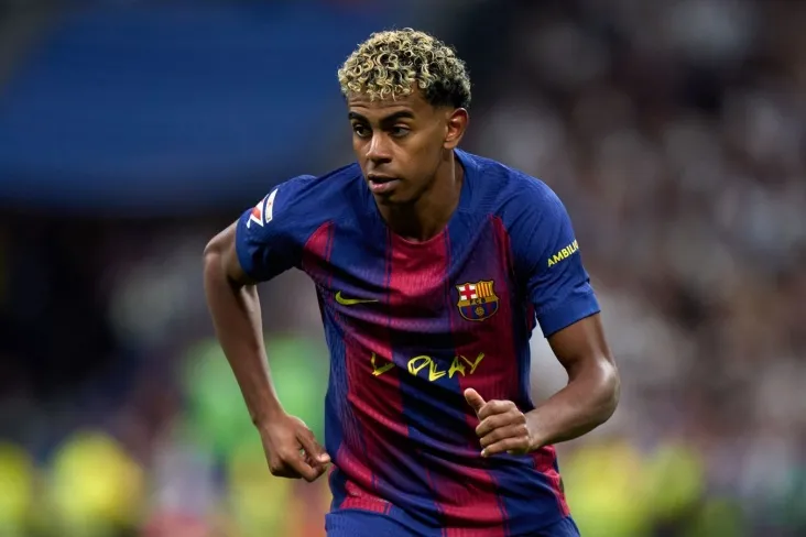 Semshov Barca bilan o'yinda yamalda qo'pollikdan keyin Vilyarreal futbolchisini olib tashlash haqida gapirdi