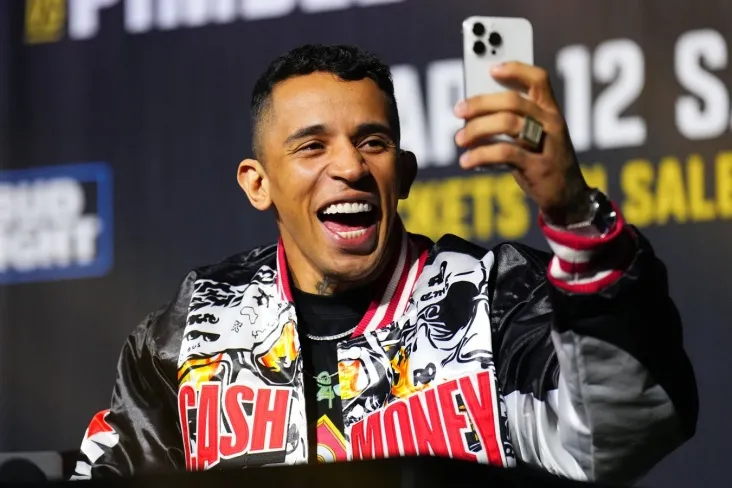 Karlos Pratesning aytishicha, unga Armanistonda Arman Tsarukyan bilan jang qilish taklif qilingan