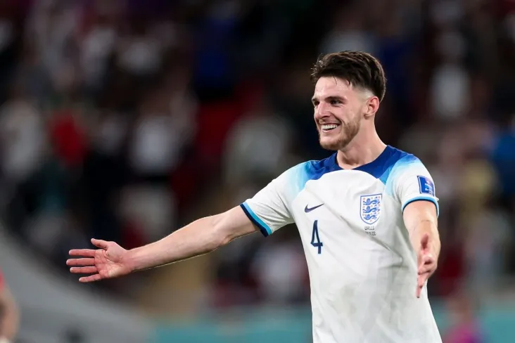 Ueyn Runi Angliya terma jamoasining navbatdagi sardori sifatida kimni ko'rishi ma'lum bo'ldi