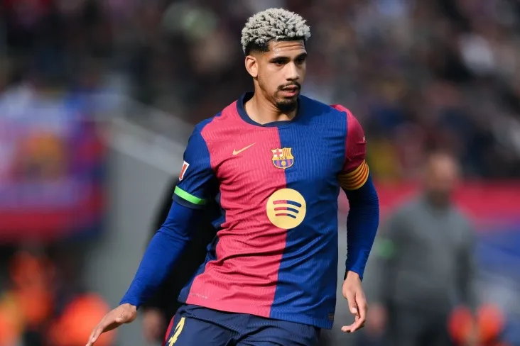 "Barselona" Arauxoning yil oxiriga qaytishiga umid qilmoqda — Sport.es