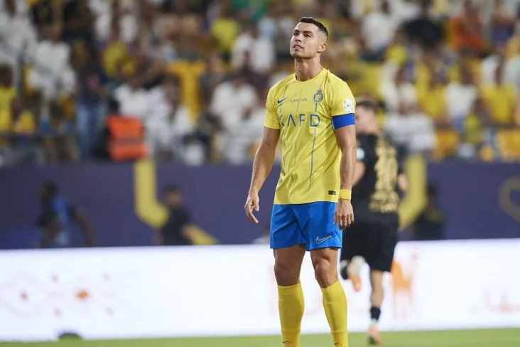 FIFA Al-Nasr dan transfer man bekor, qaerda Ronaldo-Romano o'ynaydi