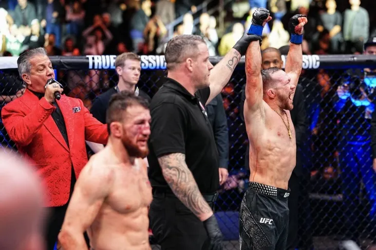 Artur Beterbiyev UFC Merab Dvalishvili bilan titul jangida Petr Yanning g'alabasi haqida gapirdi