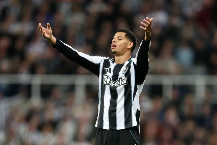 Uilyam Osula "Nyukasl" dan "Ayntraxt" ga o'tishga yaqin Ekrem Konur