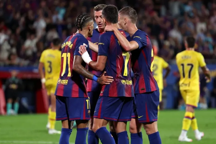 Agentlar" Barselona " ga ikki himoyachini taklif qilishdi Sport.es