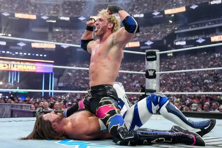 "Bunday soqov". Logan Pol-Jeyk Polning Yoshua bilan jangdagi taktikasini tanqid qilgan muxlislar haqida