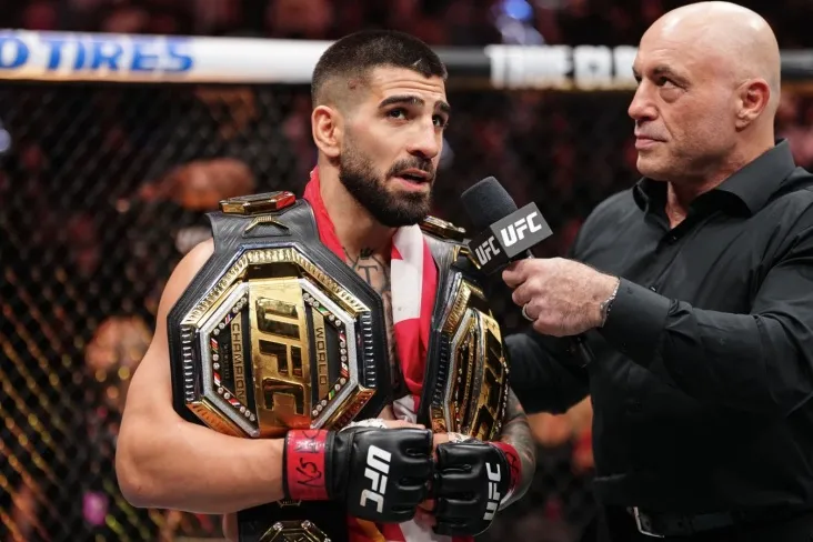 Feyber uch tarozi bo'yicha UFC chempioni bo'lish ehtimoli ko'proq bo'lgan jangchini nomladi