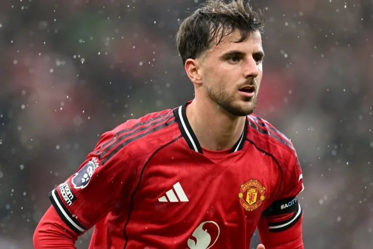 "MU" murabbiyi Amorim"Nyukasl" bilan o'yin tanaffusida tog'ni almashtirish sababini tushuntirdi