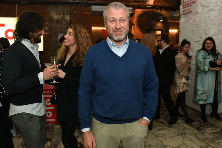 Roman Abramovichning "Chelsi"ni sotish bo'yicha ishi bo'yicha yangi tafsilotlar paydo bo'ldi