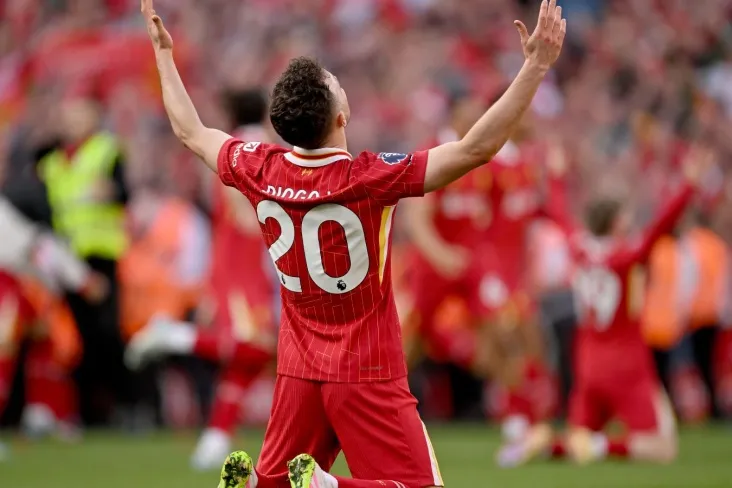 Slot "Vulverxempton" bilan uchrashishdan oldin Diogu Jota oilasini qo'llab-quvvatlashini bildirdi