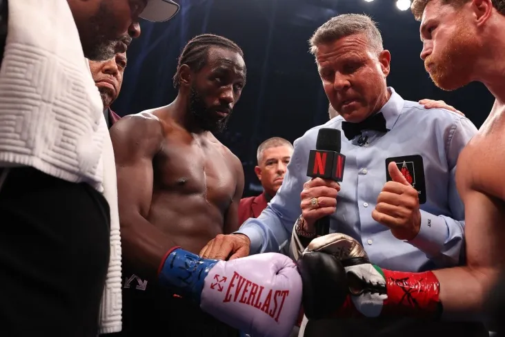 Karerasini yakunlagan Terens Krouford UFCning sevimli jangchilarini nomladi