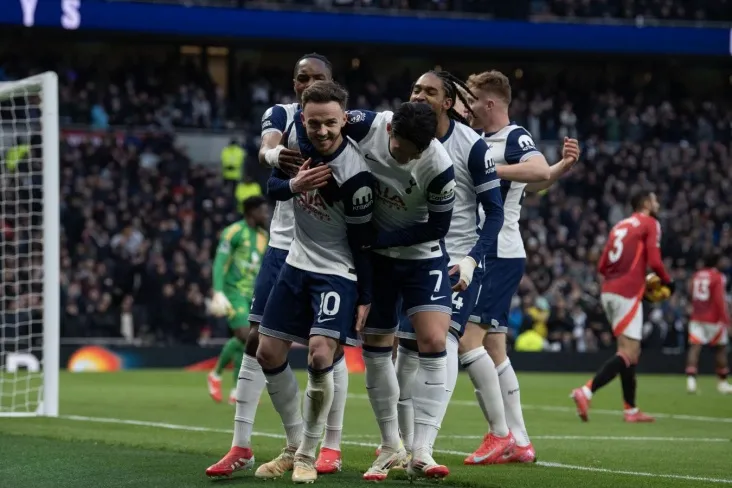 Tomas Frank: "Tottenxem" tarkibidan juda mamnun, ammo 2026 yilda jamoani kuchaytirish kerak