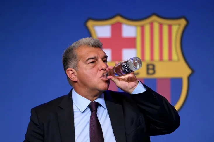 "Barslelona" prezidenti Laporta Bosh murabbiy Flikning ishini yuqori baholadi