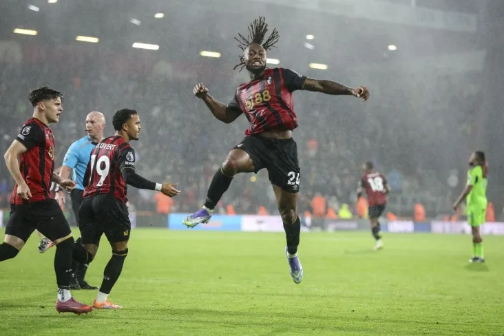 Semenoning "Manchester Siti" ga o'tishi keyingi 48 soat ichida amalga oshiriladi — Jeykobs