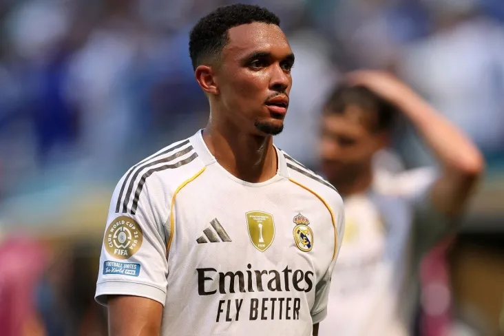 Trent Aleksandr-Arnold APLga qaytishi mumkin, u uchta klubga qiziqadi