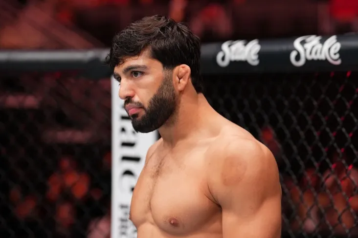 Tsarukyan Dana Uaytning UFC jangchisini ishdan bo'shatishi mumkinligi haqidagi so'zlariga izoh berdi