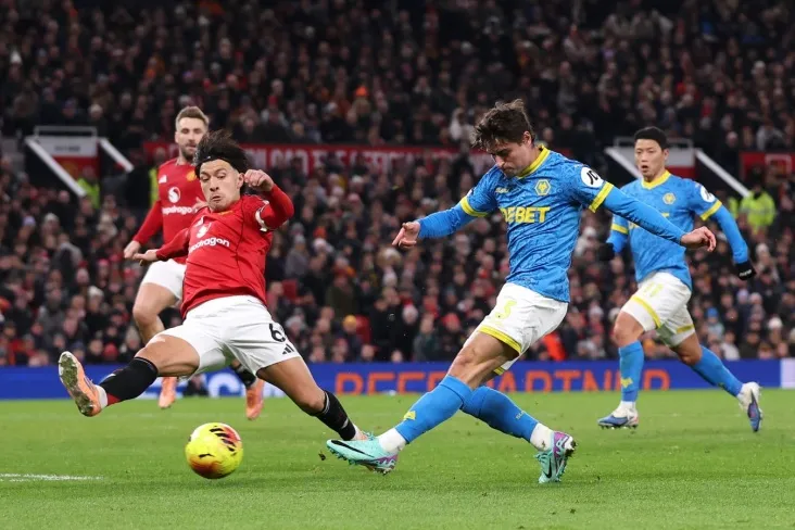 "Vulverhempton ""Manchester Yunayted" ga qarshi o'yinda 12 o'yinli mag'lubiyat seriyasini to'xtatdi