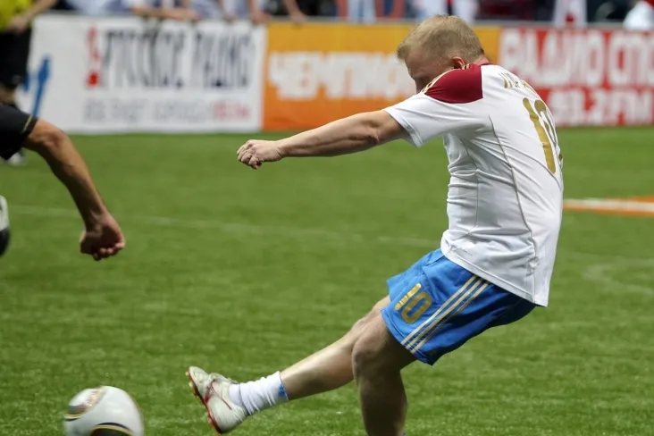 "To'liq muvaffaqiyatsizlik". Kiryakov futbolda 2025 yilning eng yomon transferini e'lon qildi