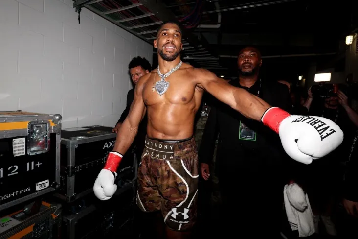 Avtohalokatda halok bo'lgan murabbiylar va Entoni Joshuaning do'stlarining jasadlari Londonga olib ketildi