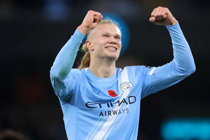 Gollandiya bir mavsumda Premer-Liga klublariga qaraganda ko'proq gol urdi Nottingem o'rmoni va Vulverxempton