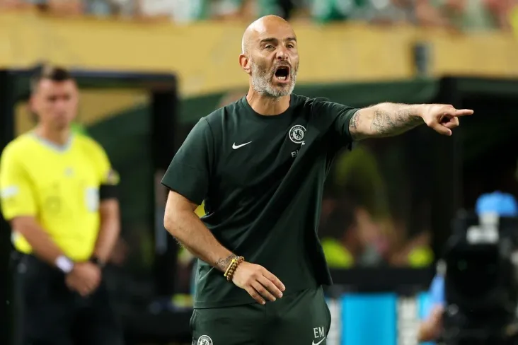 Mareska Bornmut o'yinidan keyin futbolchilarga bir so'z aytmasdan tark etdi — Atletik