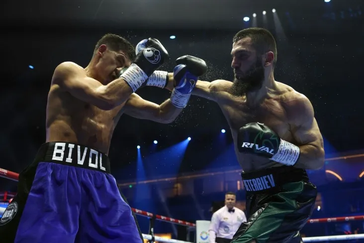Musayev: Bivol va Beterbiyev o'rtasida 1-1 — bu halol. Trilogiya kerak