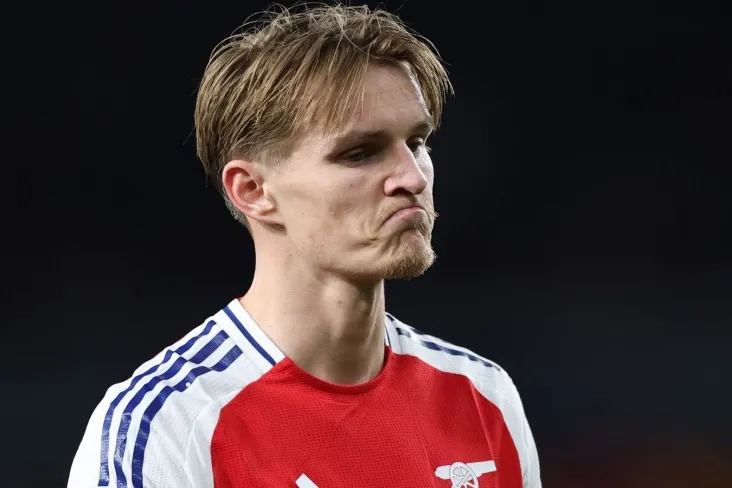 "U aql bovar qilmaydigan darajada aqlli o'yinchi." Deklan Rays-Martin Edegor haqida