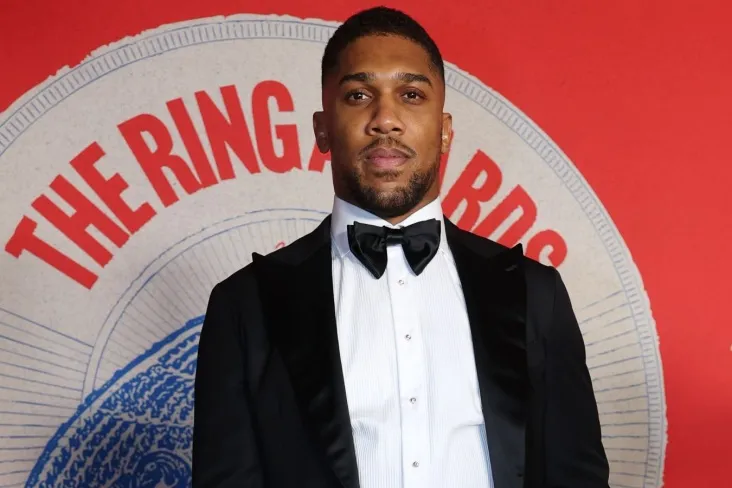 Joshua amaki: Entoni karerasini yakunladi