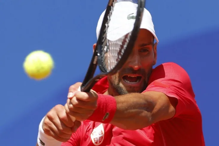 Novak Jokovich yamaldan o'g'li bilan birga suratga tushishni so'radi