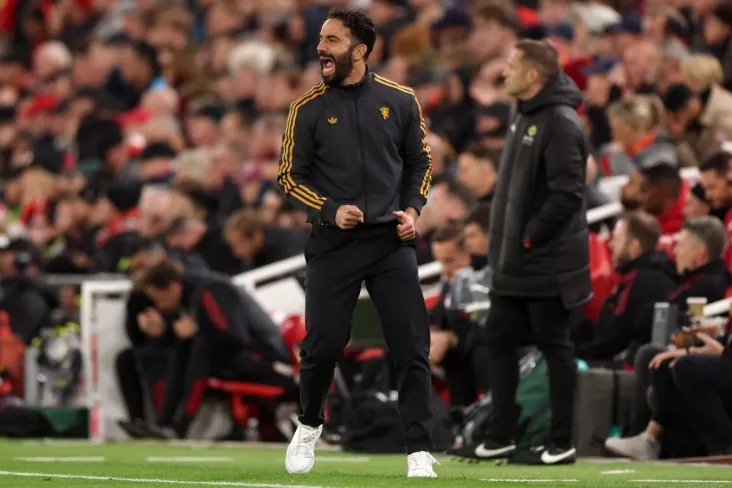 Fletcher Amorim "MU"dan ketganidan keyin u bilan gaplasha olmaganini aytdi