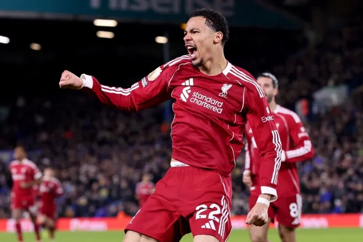 "Liverpul" murabbiyi Slot Ekitike"Arsenal" bilan o'ynashi mumkinmi degan savolga javob berdi